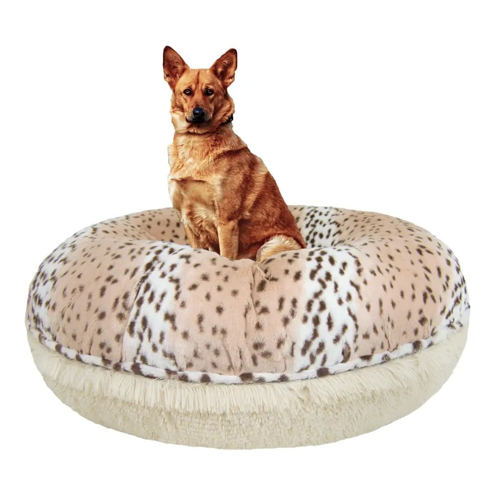 Snow Leopard / Blondie Luxury Extra Plush Faux Fur Pet Bed